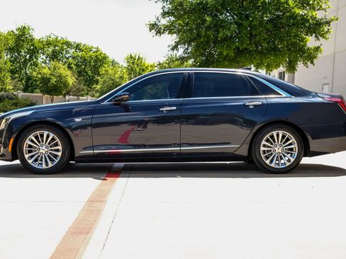 Used 2017 Cadillac CT6 Luxury image 20