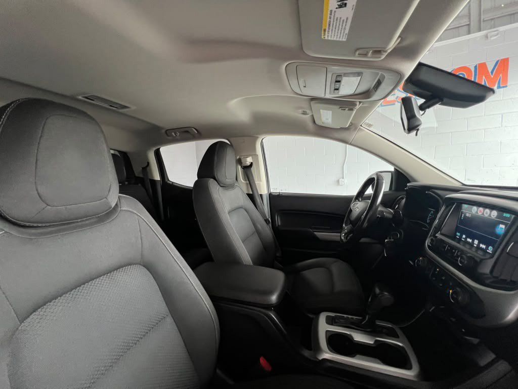 Used 2016 Chevrolet Colorado LT w/ LT Convenience Package RWD image 15