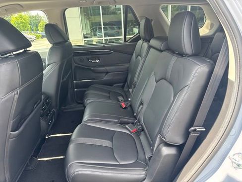 Used 2023 Honda Pilot Touring image 21