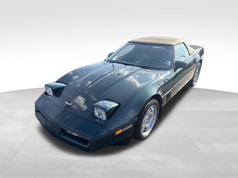 Used 1990 Chevrolet Corvette Convertible RWD image 7
