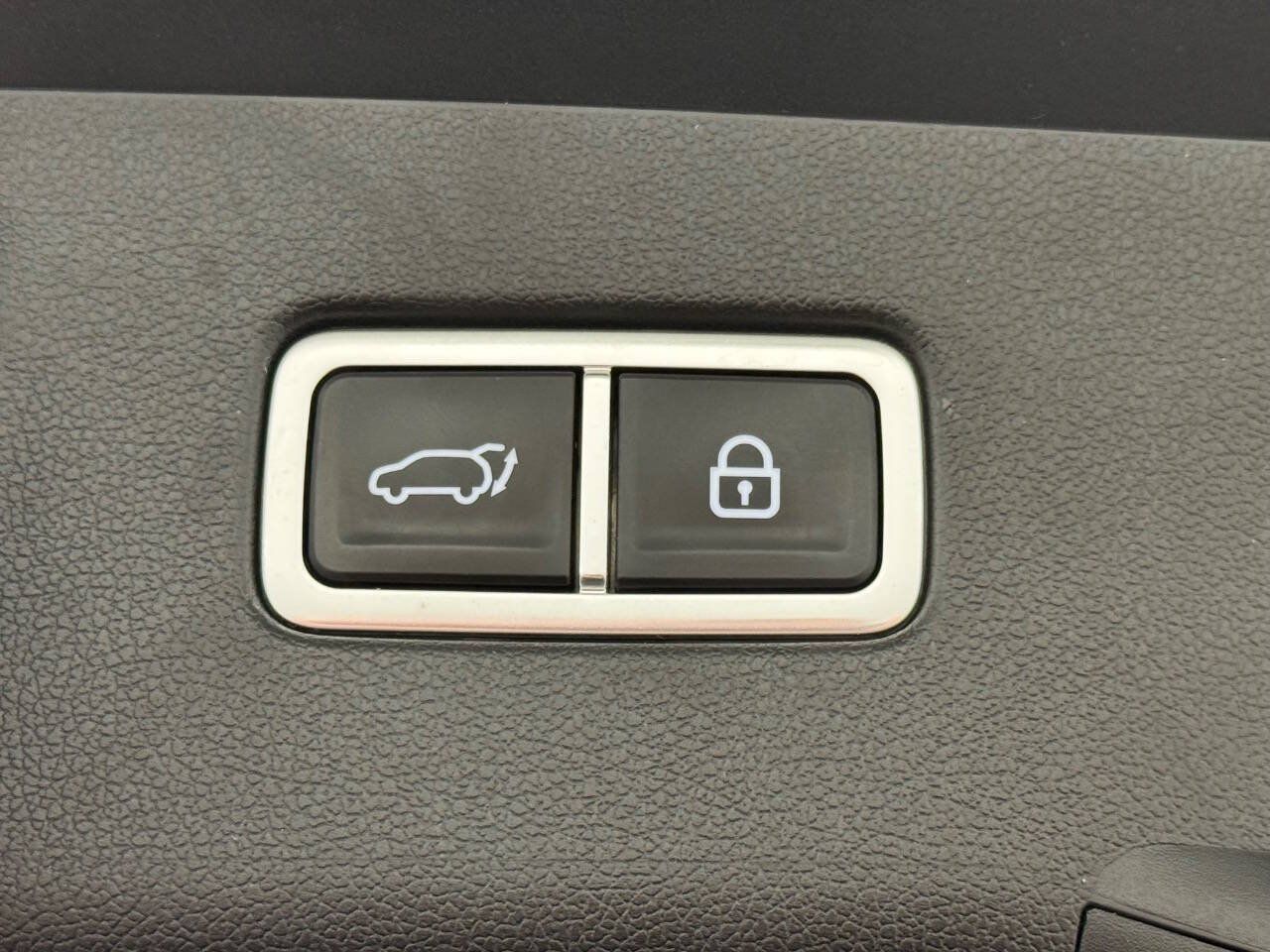 Used 2021 Kia Sorento EX AWD/4WD image 19