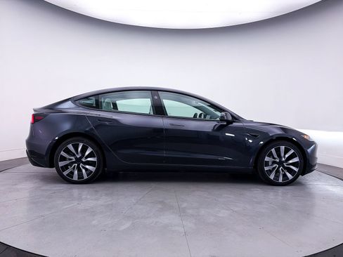 Used 2024 Tesla Model 3 Standard Range RWD image 34