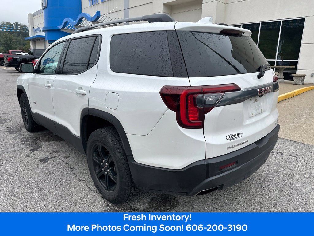 Used 2023 GMC Acadia AT4 w/ Technology Package AWD/4WD image 3