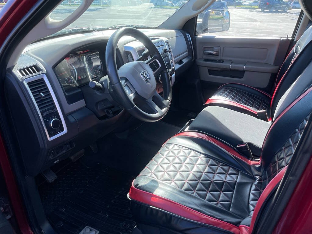 Used 2011 RAM 1500 Classic SLT AWD/4WD image 12
