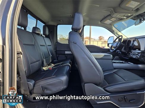 Used 2024 Ford F350 Lariat w/ Chrome Package image 20