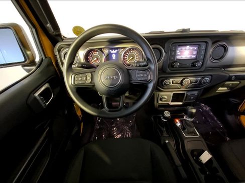 Used 2021 Jeep Wrangler Sport image 6