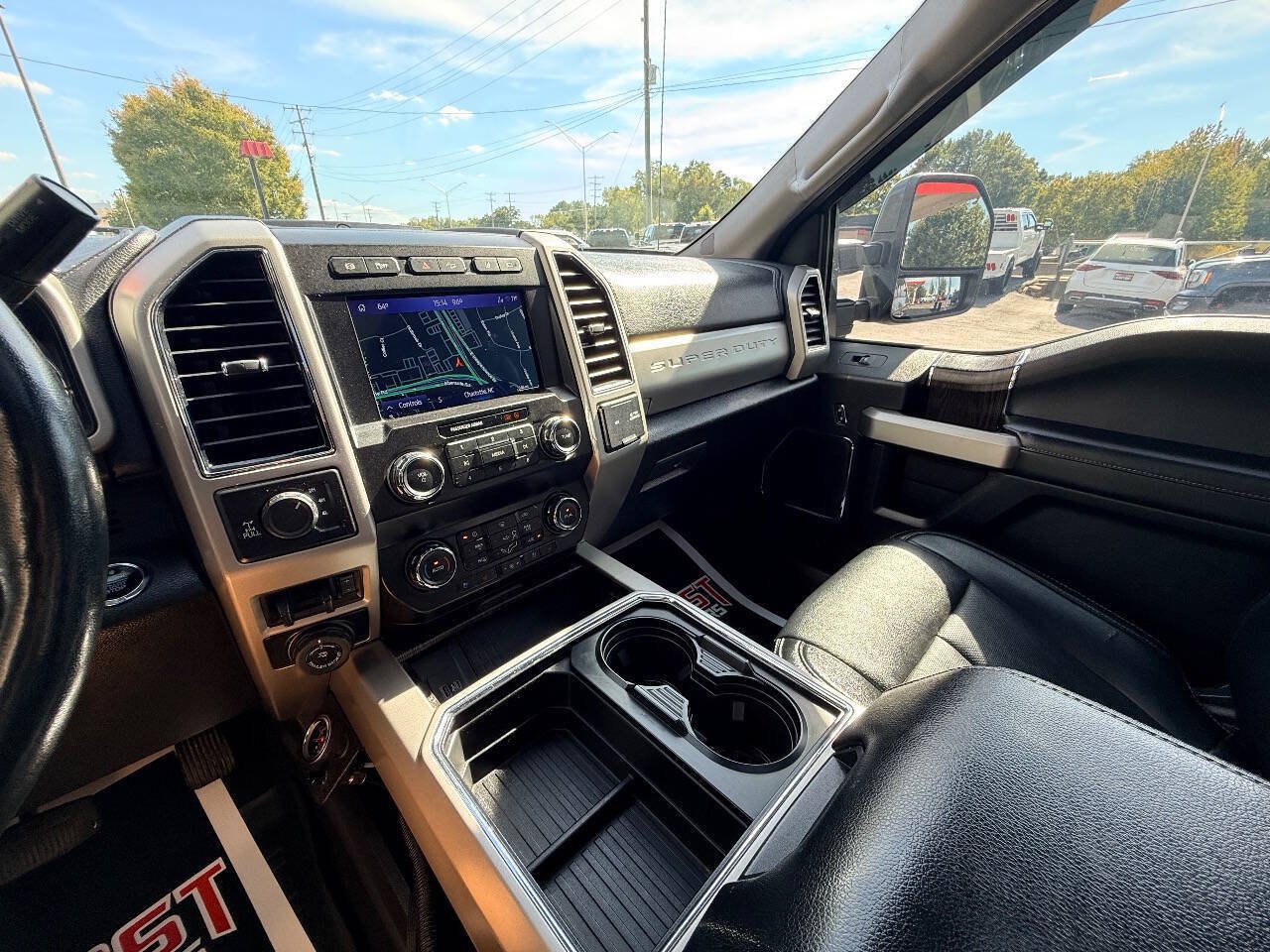 Used 2021 Ford F250 Lariat w/ Lariat Ultimate Package AWD/4WD image 30