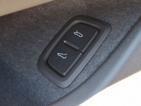 Used 2024 Chevrolet Corvette Stingray Preferred Cpe w/ 2LT RWD image 30