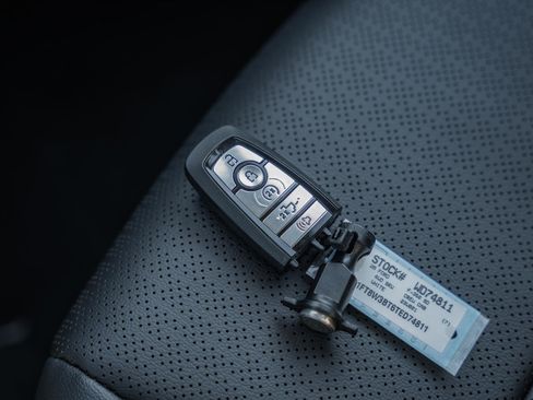 New 2026 Ford F350 Lariat w/ Black Appearance Package image 55