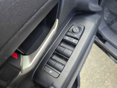 Used 2025 Toyota Tacoma TRD Off-Road w/ TRD Off Road Premium Package image 22