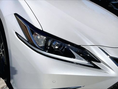 New 2025 Lexus ES 350 w/ Premium Package image 20