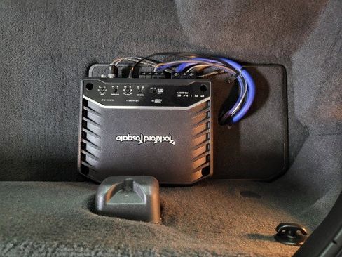 Used 2005 Chevrolet Corvette Coupe w/ Preferred Equipment Group RWD image 27