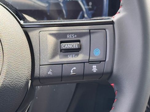 New 2025 Nissan Kicks SR image 12