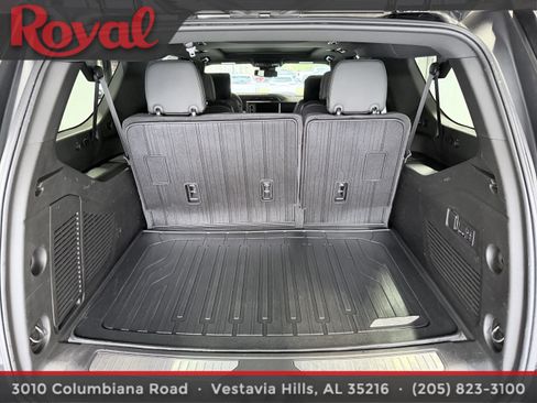Used 2024 GMC Yukon XL Denali w/ LPO, Floor Liner Package RWD image 7