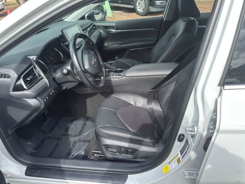 Used 2024 Toyota Camry XSE image 7