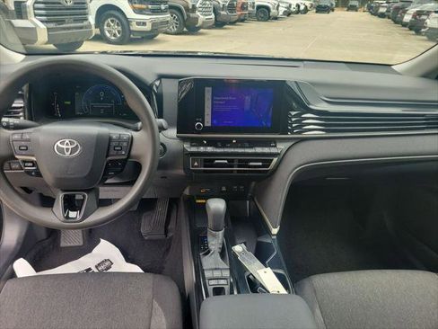 Certified 2025 Toyota Camry LE image 17