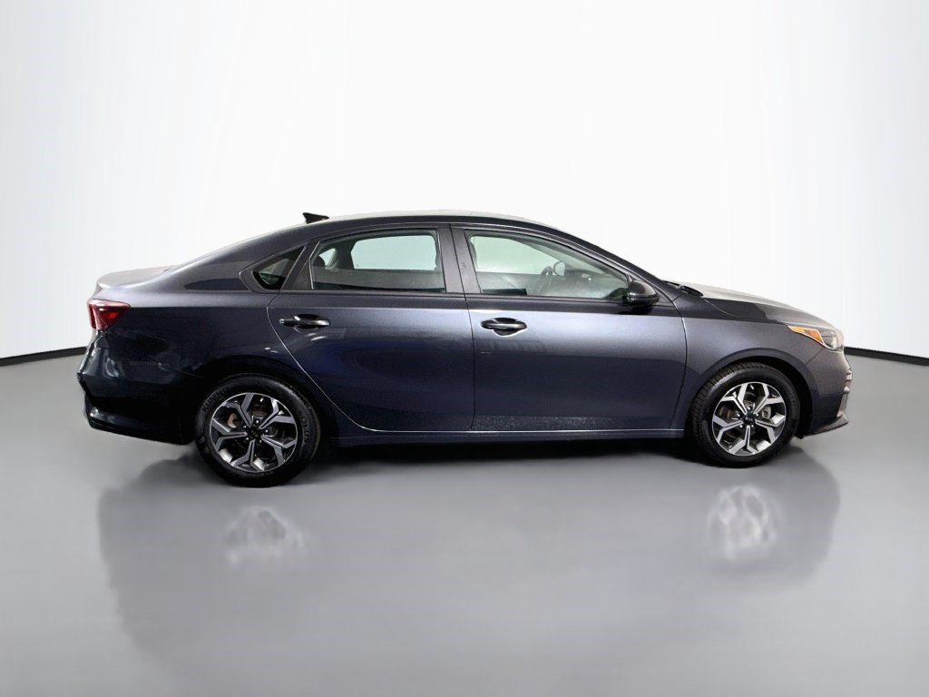 Used 2020 Kia Forte LXS FWD image 11