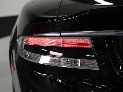 Used 2010 Aston Martin DBS Coupe image 18