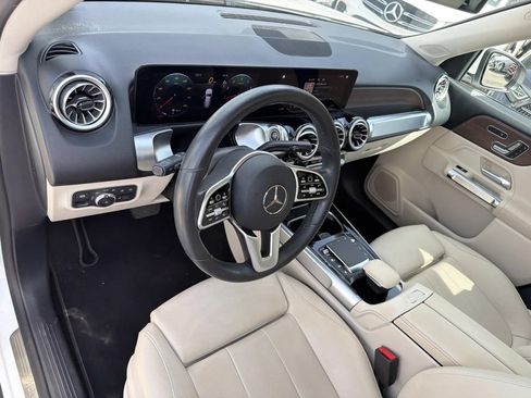 Used 2023 Mercedes-Benz GLB 250 image 18