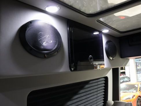 Used 2023 Mercedes-Benz Sprinter 2500 image 13