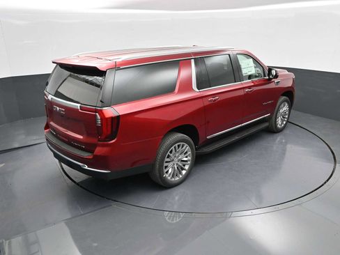 New 2025 GMC Yukon XL Elevation image 53