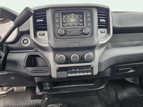 New 2024 RAM 4500 Tradesman image 26