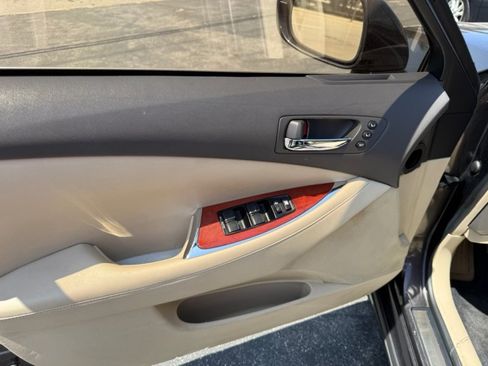 Used 2011 Lexus ES 350 FWD image 13