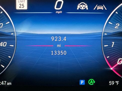 Certified 2025 Mercedes-Benz GLC 300 4MATIC image 26