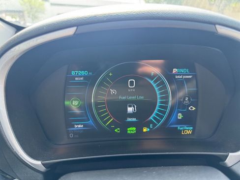 Used 2018 Chevrolet Volt LT FWD image 44