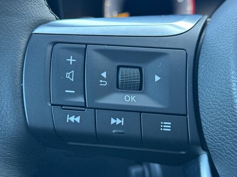 Certified 2025 INFINITI QX60 Luxe w/ Black Edition image 39