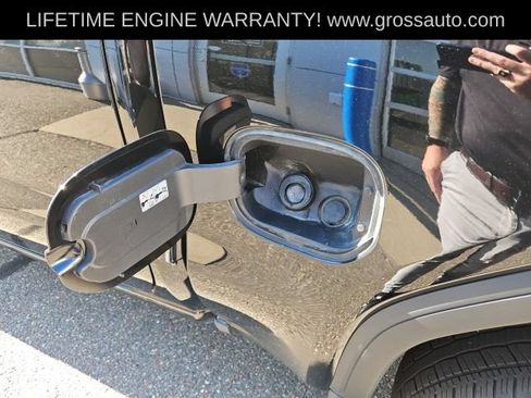 Used 2024 GMC Sierra 1500 Elevation w/ Preferred Package AWD/4WD image 12