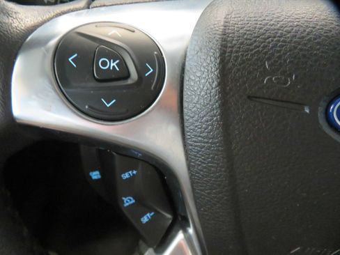 Used 2016 Ford Transit Connect XL image 29