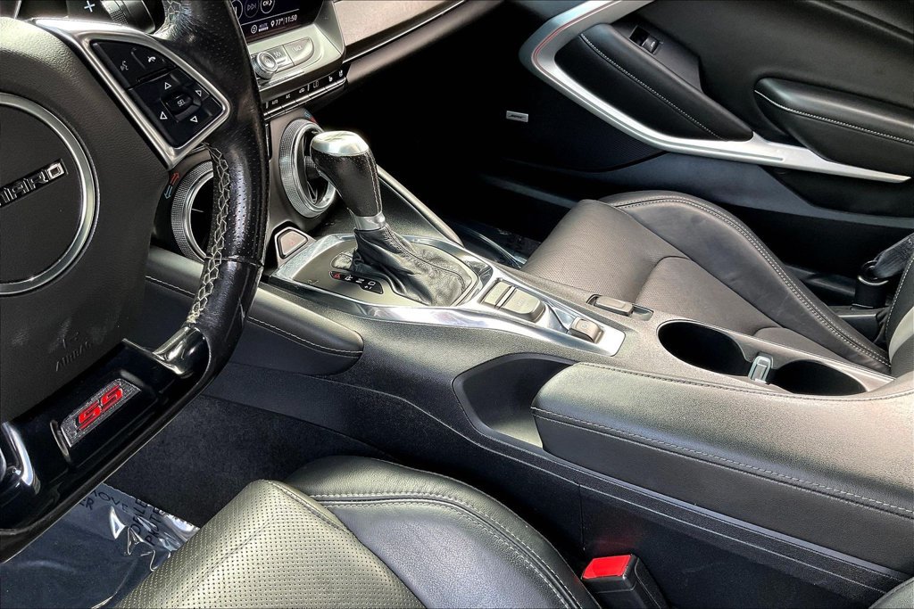 Used 2020 Chevrolet Camaro SS RWD image 12