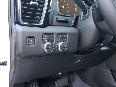 New 2026 GMC Sierra 2500 Denali w/ Denali Reserve Package AWD/4WD image 13