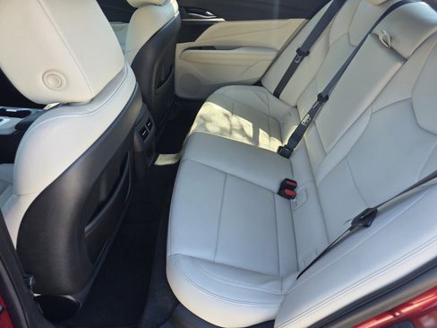 Used 2021 Cadillac CT4 Premium Luxury RWD image 14
