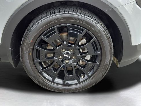 Certified 2022 Kia Telluride SX w/ SX Prestige Package image 6