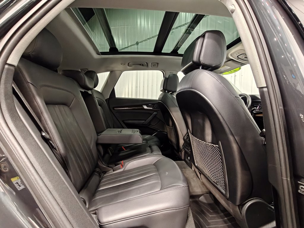 Used 2020 Audi Q5 2.0T Premium AWD/4WD image 25