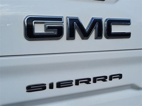 Used 2022 GMC Sierra 1500 Elevation w/ Elevation Premium Package image 13