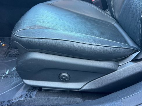 Used 2021 Mercedes-Benz E 350 Sedan image 14