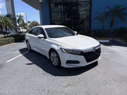Certified 2020 Honda Accord LX image 2