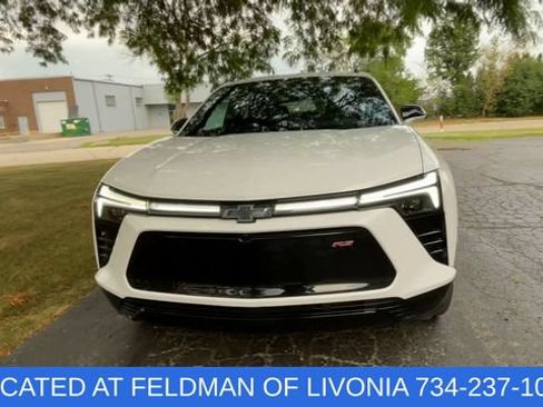 Used 2024 Chevrolet Blazer EV RS AWD/4WD image 3