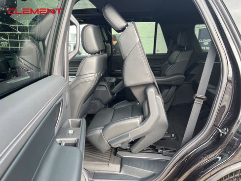 New 2025 Ford Expedition Platinum w/ Stealth Performance Package image 45