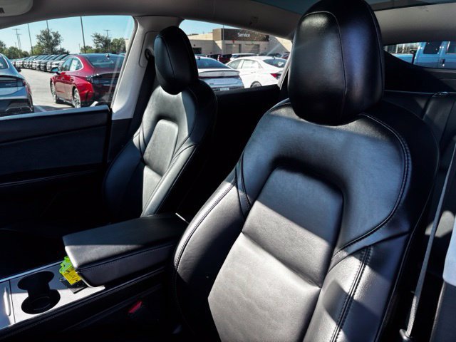 Used 2021 Tesla Model Y Long Range AWD/4WD image 15