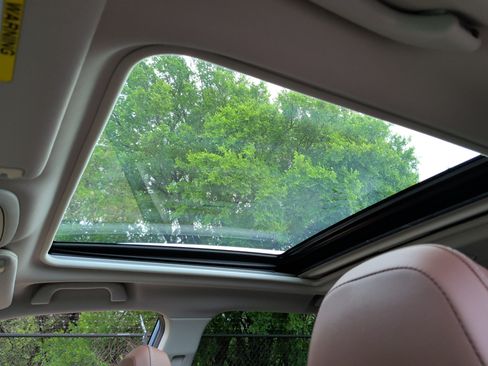 Used 2023 Subaru Forester Touring image 30