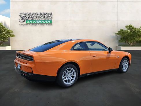 New 2025 Dodge Charger R/T w/ Sun & Sound Package image 5