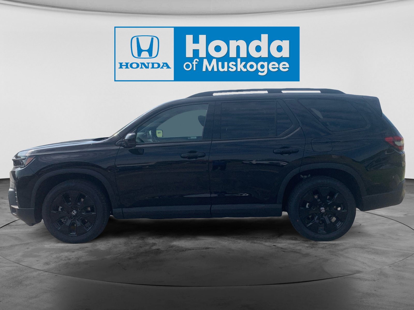 New 2026 Honda Pilot Black Edition image 8