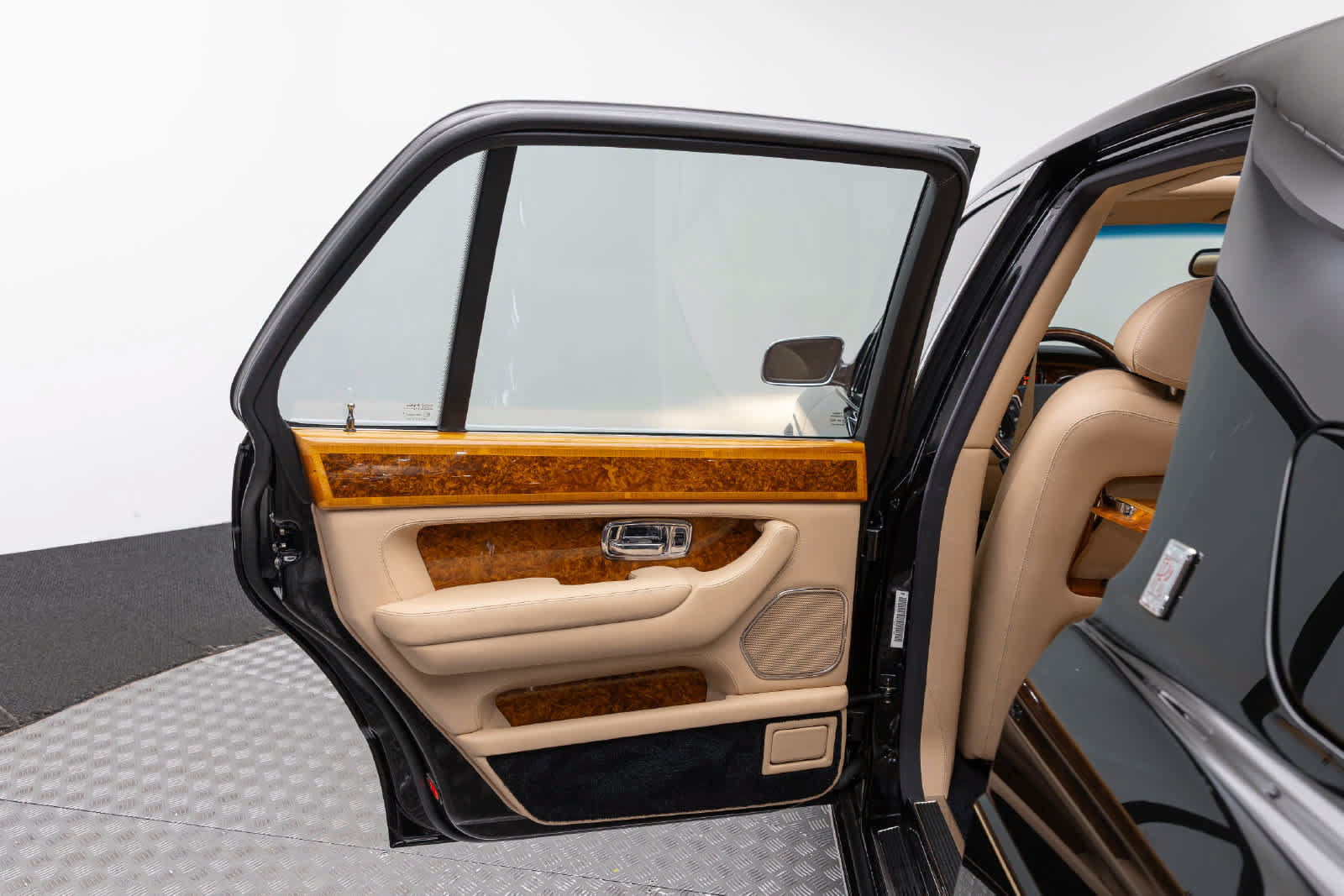 Used 2002 Rolls-Royce Silver Seraph RWD image 40