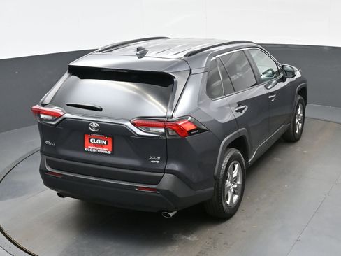 Used 2025 Toyota RAV4 XLE AWD/4WD image 40