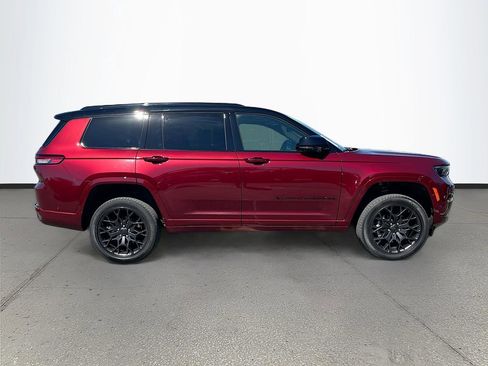 Used 2025 Jeep Grand Cherokee L Summit image 8