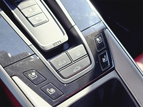 Used 2021 Porsche 911 Carrera S image 21